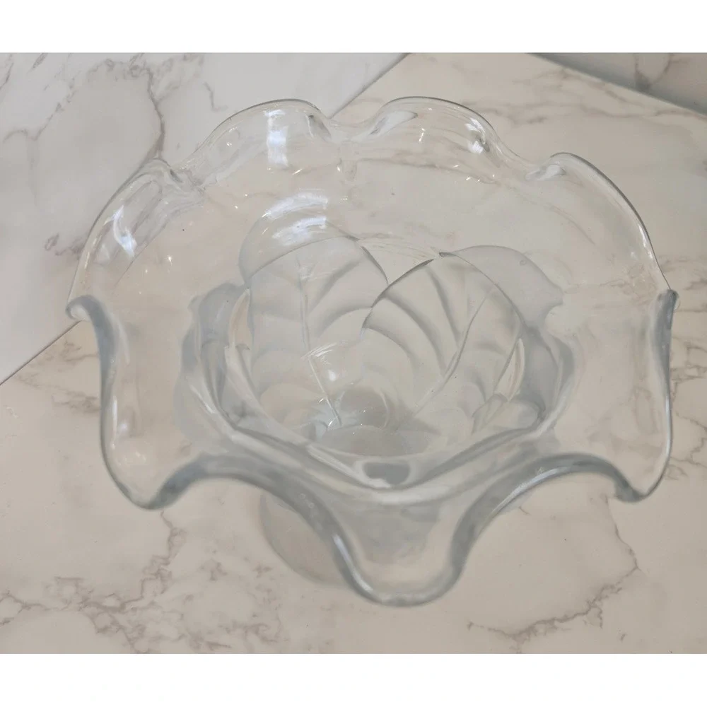 VTG Candy Dish Glass Epic Leaf‎ Satin Ruffled Rim Heavy Compote